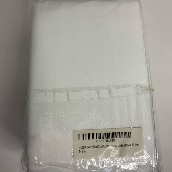 Danjor Linens Bed Skirt - Picture 4 of 4